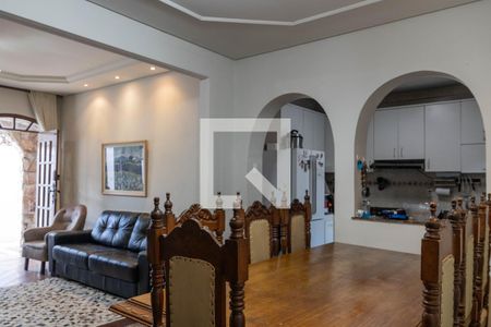 Casa à venda com 227m², 3 quartos e 10 vagasCopa