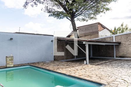 Casa à venda com 227m², 3 quartos e 10 vagasPiscina