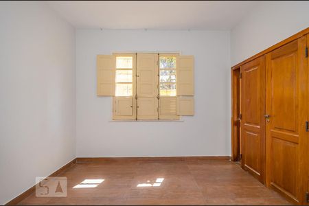 Sala de casa à venda com 4 quartos, 178m² em Barroca, Belo Horizonte