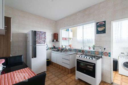 Casa à venda com 250m², 4 quartos e 5 vagasCozinha