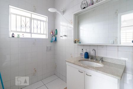 Casa à venda com 250m², 4 quartos e 5 vagasBanheiro
