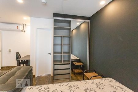 Studio - Quarto armário  de kitnet/studio para alugar com 1 quarto, 42m² em Centro, São Bernardo do Campo