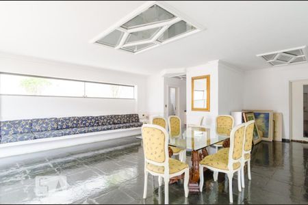 Apartamento à venda com 86m², 2 quartos e 1 vaga Apartamento à venda com 86m², 2 quartos e 1 vagaÁrea comum - Salão de festas