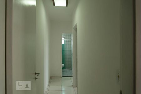 Corredor de apartamento para alugar com 2 quartos, 128m² em Jardim Vila Formosa, São Paulo
