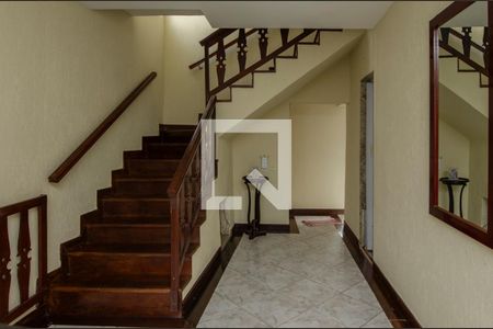 Escadas de casa de condomínio à venda com 4 quartos, 400m² em Vargem Pequena, Rio de Janeiro