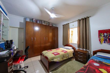 Casa à venda com 180m², 2 quartos e 4 vagasSuite 2