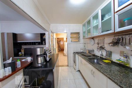 Casa à venda com 180m², 2 quartos e 4 vagasCozinha