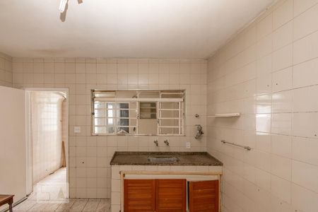 Casa à venda com 120m², 5 quartos e 1 vaga Casa à venda com 120m², 5 quartos e 1 vagaCozinha