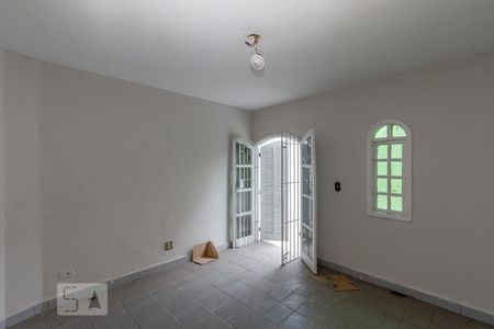 Casa à venda com 120m², 5 quartos e 1 vaga Casa à venda com 120m², 5 quartos e 1 vagaEdícula 2