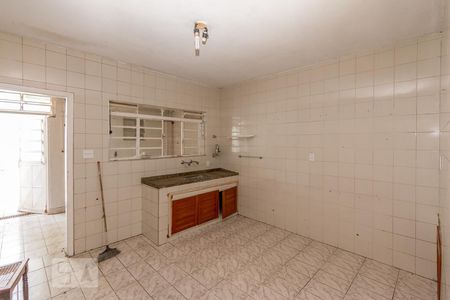 Casa à venda com 120m², 5 quartos e 1 vaga Casa à venda com 120m², 5 quartos e 1 vagaCozinha