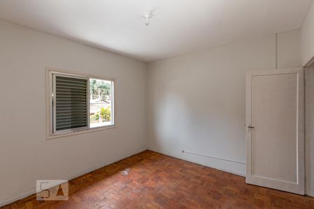 Casa à venda com 120m², 5 quartos e 1 vaga Casa à venda com 120m², 5 quartos e 1 vagaQuarto 2