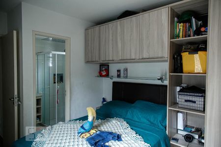 Quarto de apartamento para alugar com 3 quartos, 76m² em Vila Paulo Silas, São Paulo