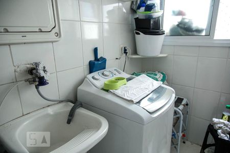 Área de Serviço de apartamento para alugar com 3 quartos, 76m² em Vila Paulo Silas, São Paulo