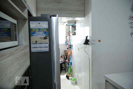 Cozinha de apartamento para alugar com 3 quartos, 76m² em Vila Paulo Silas, São Paulo