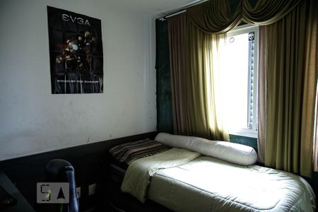 Quarto de apartamento para alugar com 3 quartos, 76m² em Vila Paulo Silas, São Paulo