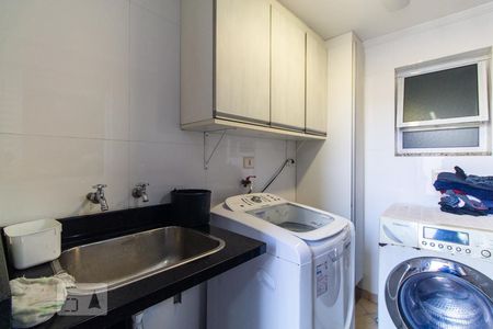 Casa à venda com 550m², 4 quartos e 6 vagasÁrea de serviço