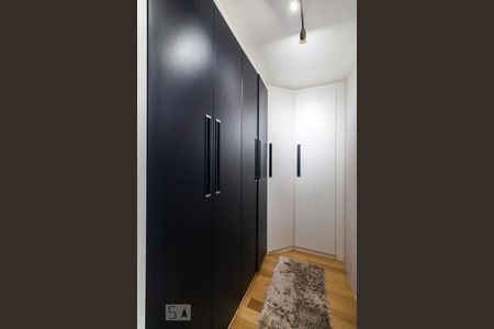 Casa à venda com 550m², 4 quartos e 6 vagasCloset do quarto 2