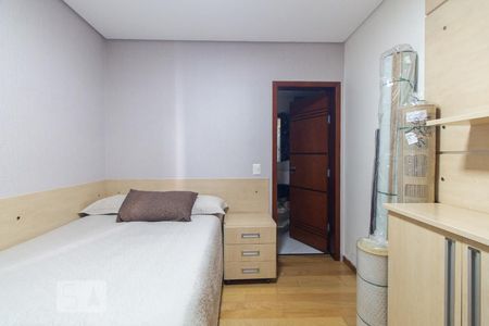 Casa à venda com 550m², 4 quartos e 6 vagasQuarto 1