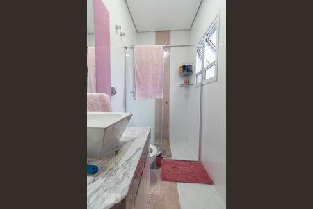 Casa à venda com 550m², 4 quartos e 6 vagasBanheiro do quarto 3