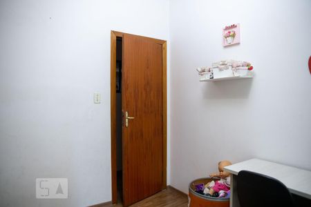 Quarto 1 de casa à venda com 3 quartos, 140m² em Novo Eldorado, Contagem
