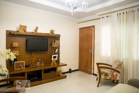 Sala de casa à venda com 3 quartos, 140m² em Novo Eldorado, Contagem