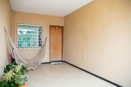 Casa à venda com 140m², 3 quartos e 2 vagasGaragem