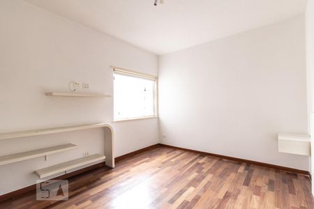 Apartamento para alugar com 91m², 2 quartos e 1 vagasuíte