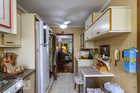 Apartamento à venda com 130m², 3 quartos e 2 vagasCozinha