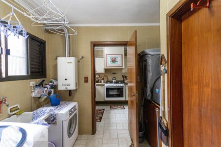 Apartamento à venda com 130m², 3 quartos e 2 vagasárea de serviço