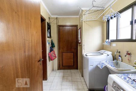 Apartamento à venda com 130m², 3 quartos e 2 vagasárea de serviço