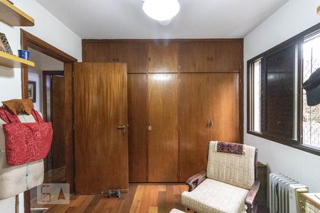 Apartamento à venda com 130m², 3 quartos e 2 vagasSuíte 1