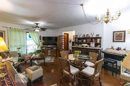 Sala de apartamento à venda com 3 quartos, 130m² em Indianópolis, São Paulo