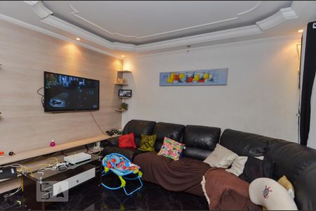 Sala de Estar de casa de condomínio à venda com 3 quartos, 180m² em Jardim Cocaia, Guarulhos