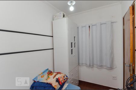 Casa de condomínio à venda com 180m², 3 quartos e 2 vagasQuarto 2