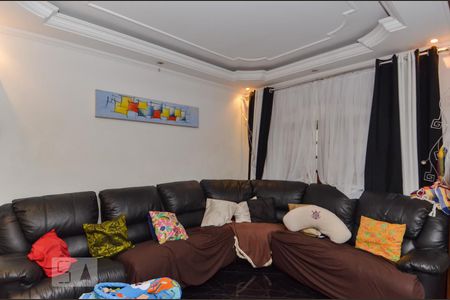 Sala de Estar de casa de condomínio à venda com 3 quartos, 180m² em Jardim Cocaia, Guarulhos