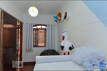 Casa de condomínio à venda com 180m², 3 quartos e 2 vagasQuarto 1