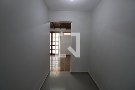 Sala de casa de condomínio para alugar com 2 quartos, 70m² em Rio Branco, Canoas