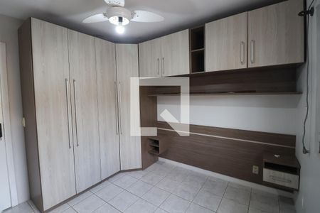 Quarto 1 de casa de condomínio para alugar com 2 quartos, 70m² em Rio Branco, Canoas