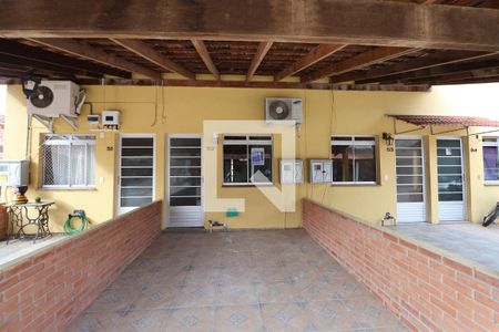 Casa de condomínio para alugar com 70m², 2 quartos e 1 vagaFachada