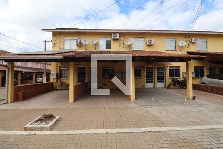 Casa de condomínio para alugar com 70m², 2 quartos e 1 vagaFachada