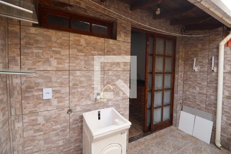 Casa de condomínio para alugar com 70m², 2 quartos e 1 vagaÁrea de Serviço