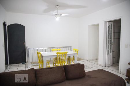 Casa à venda com 390m², 4 quartos e 6 vagasSala 2