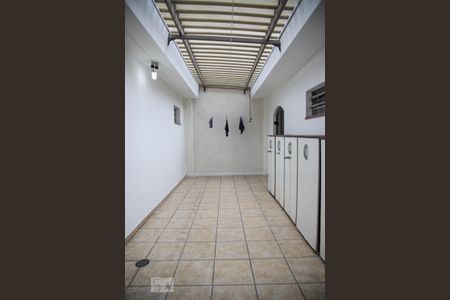 Casa à venda com 390m², 4 quartos e 6 vagasQuintal