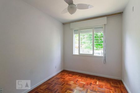 Quarto de apartamento para alugar com 1 quarto, 40m² em Passo da Areia, Porto Alegre