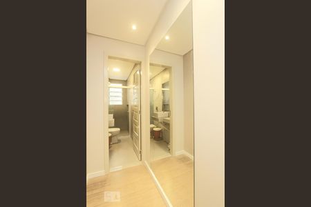 HALL de apartamento à venda com 3 quartos, 98m² em Floresta, Porto Alegre