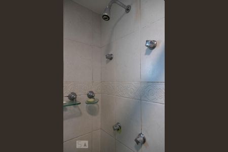 Apartamento à venda com 115m², 2 quartos e 2 vagas Apartamento à venda com 115m², 2 quartos e 2 vagasBanheiro da Suíte 2