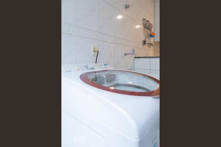 Apartamento à venda com 115m², 2 quartos e 2 vagas Apartamento à venda com 115m², 2 quartos e 2 vagasÁrea de serviço