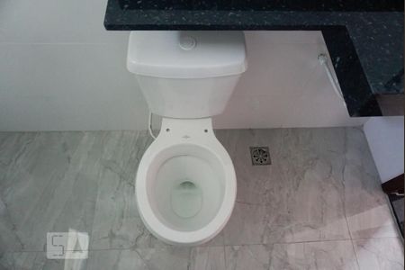 Apartamento à venda com 42m², 2 quartos e sem vagaBanheiro