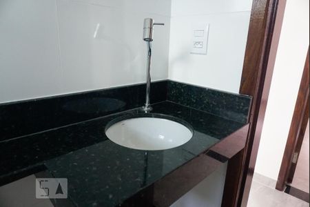 Apartamento à venda com 42m², 2 quartos e sem vagaBanheiro