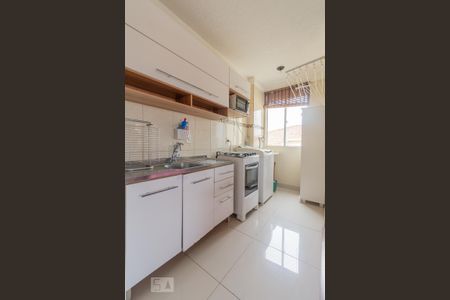 Apartamento para alugar com 47m², 2 quartos e 1 vaga Apartamento para alugar com 47m², 2 quartos e 1 vagaCozinha e Área de Serviço